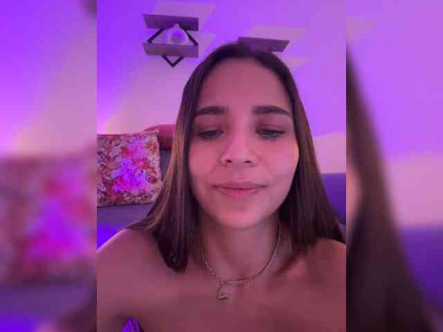 Anhika webcam