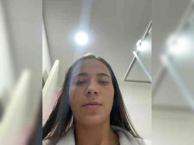Anhika webcam