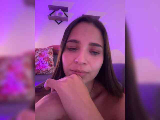 Anhika webcam