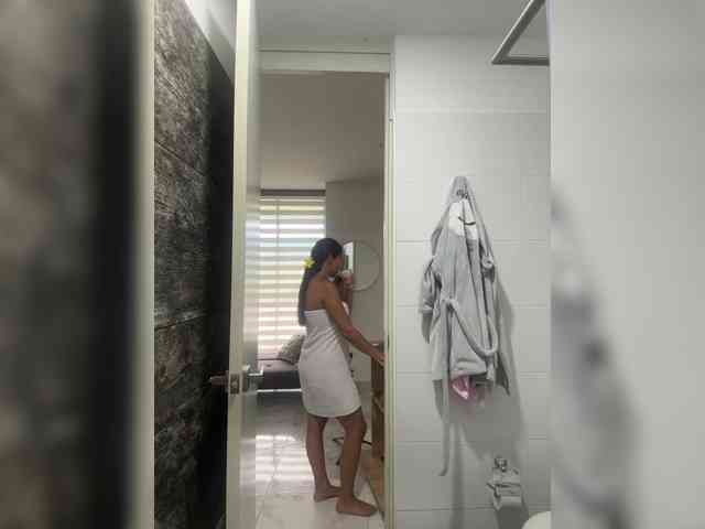 Anhika webcam