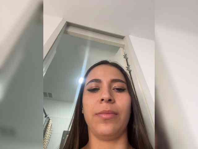 Anhika webcam