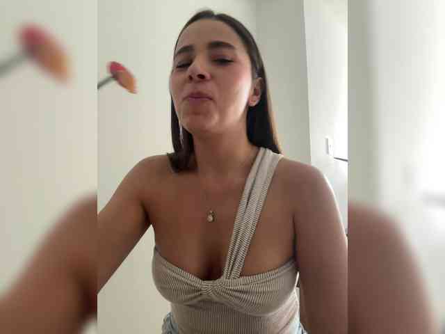 Anhika webcam