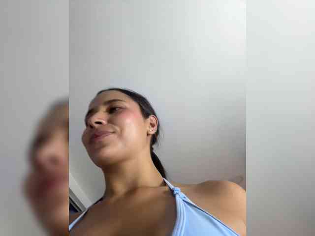 Anhika webcam