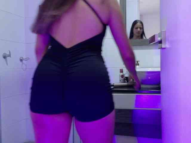 Anhika webcam