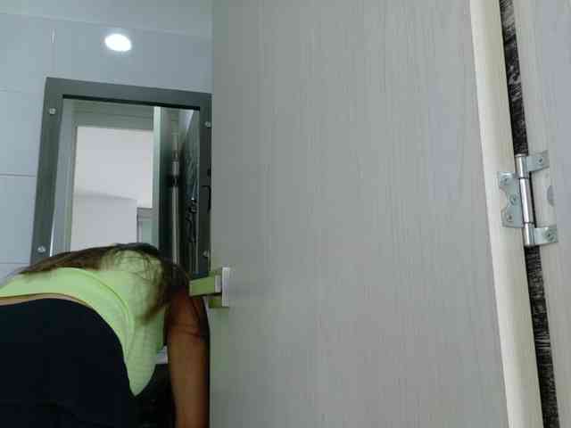 Anhika webcam