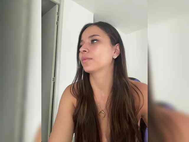 Anhika webcam