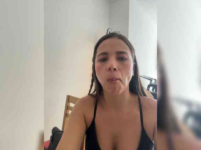 Anhika webcam