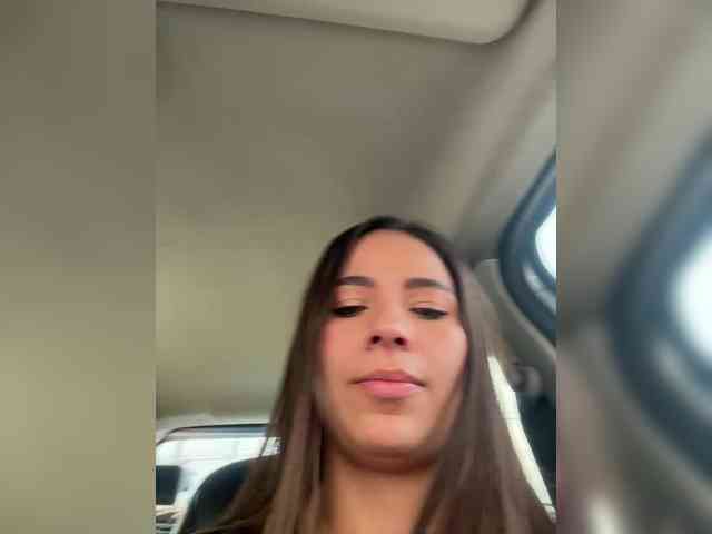 Anhika webcam