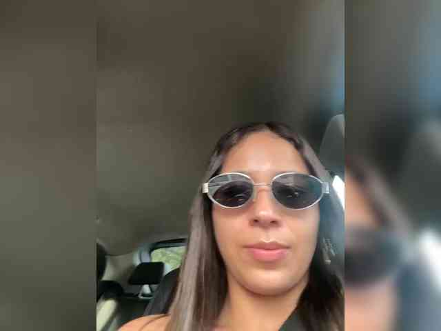 Anhika webcam