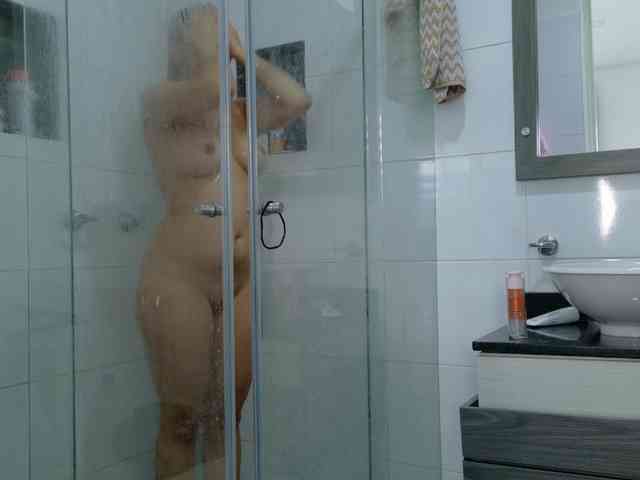 Anhika webcam