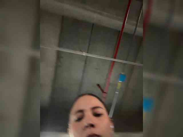 Anhika webcam