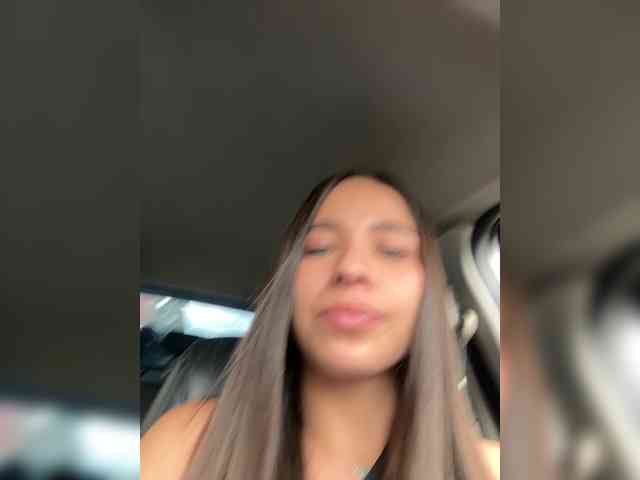 Anhika webcam