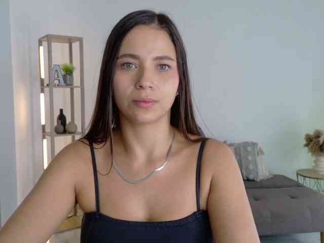 Anhika webcam