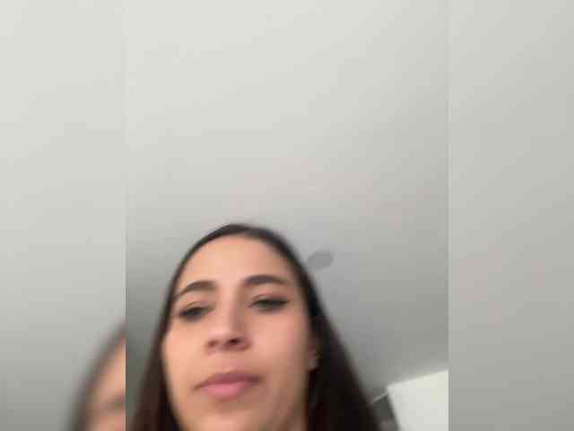 Anhika webcam