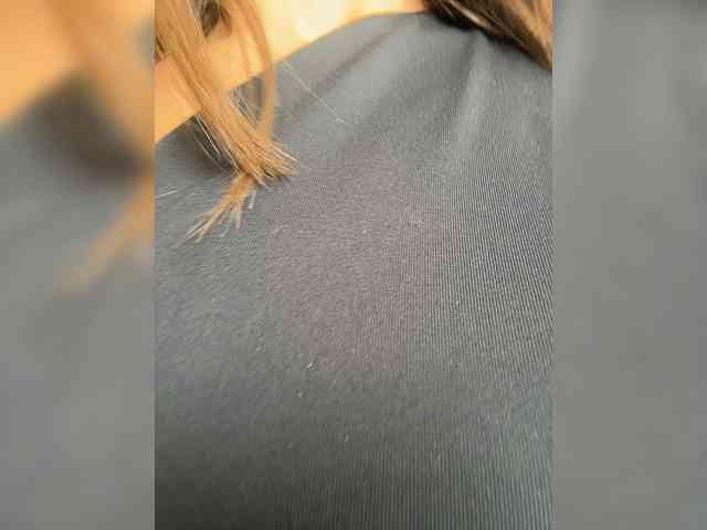 Anhika webcam