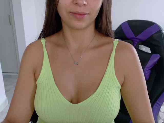 Anhika webcam