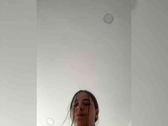 Anhika webcam