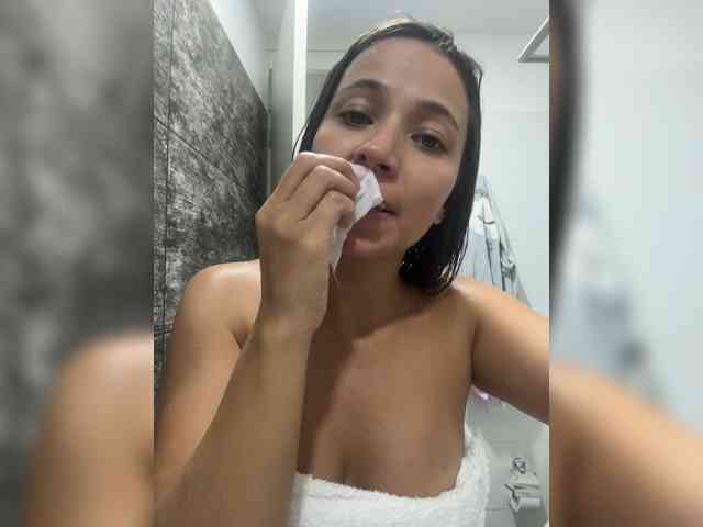 Anhika webcam