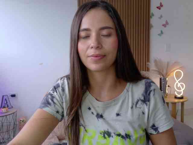Anhika webcam