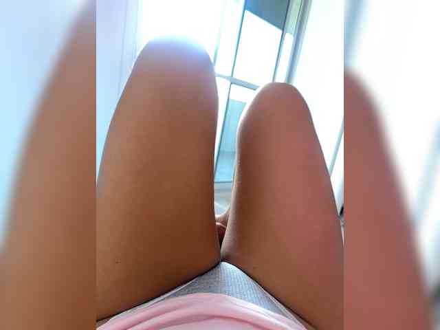 Anhika webcam