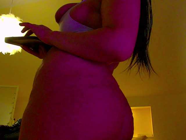 Sex chat gratuit in direct cu KeiraDark pe BongaCams