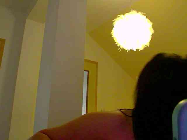 KeiraDark webcam