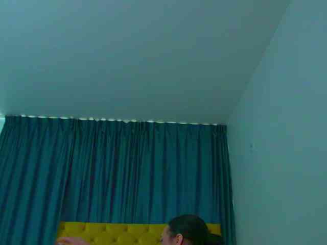KeiraDark webcam