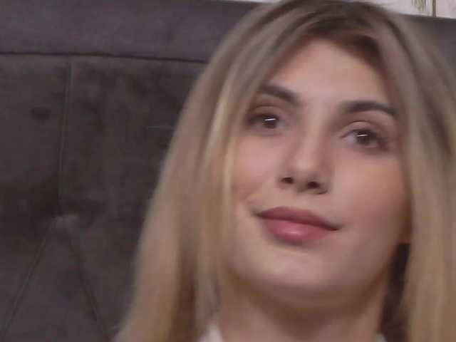 SweetAnisia live cam on BongaCams