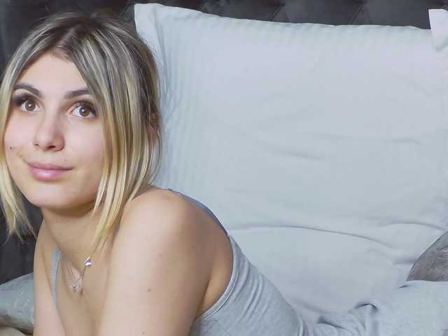 SweetAnisia live cam on BongaCams