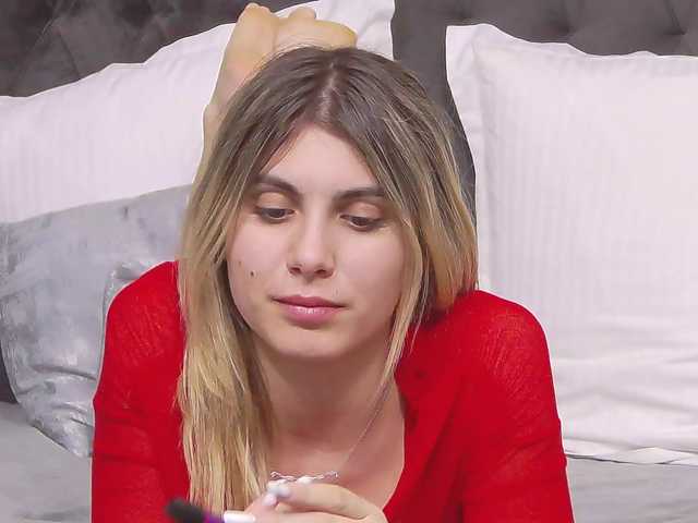 SweetAnisia live cam on BongaCams
