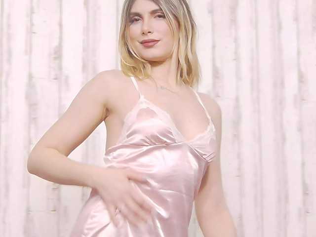 SweetAnisia live cam on BongaCams