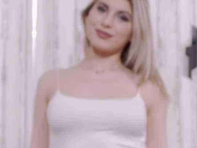 SweetAnisia webcam