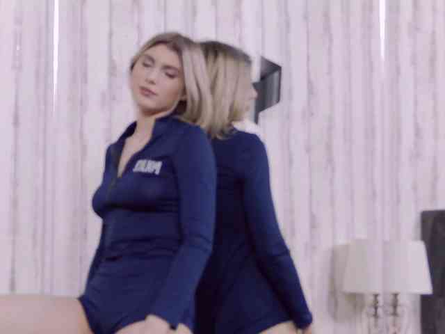 SweetAnisia webcam