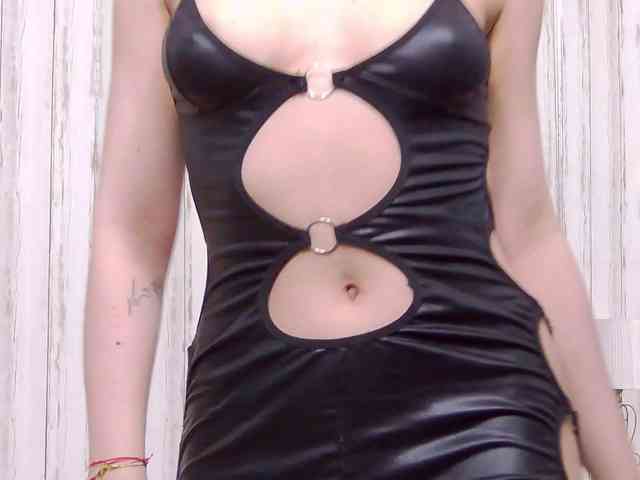 SweetAnisia webcam