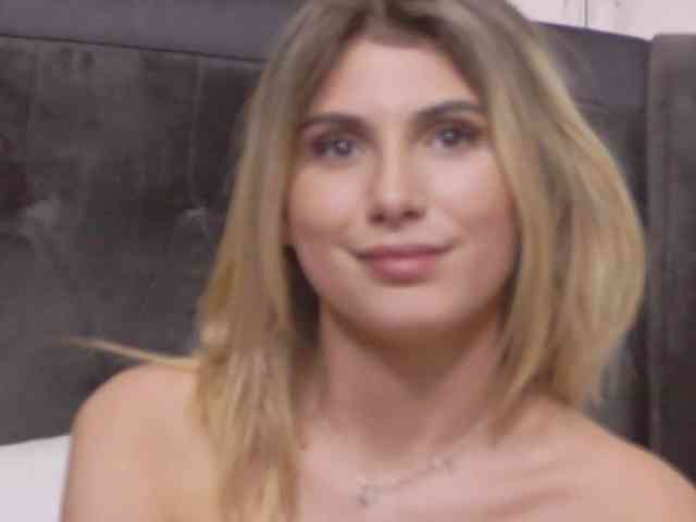 SweetAnisia webcam