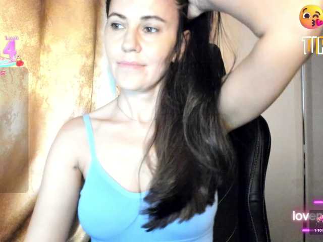 FoundMe1 live webcam show