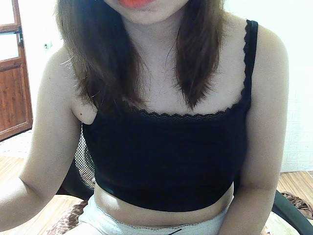 Haha872 live cam on BongaCams