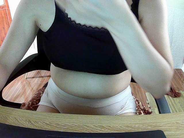 Haha872 live cam on BongaCams