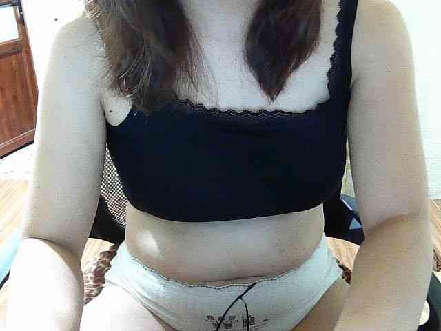 Haha872 Live Webcam on BongaCams