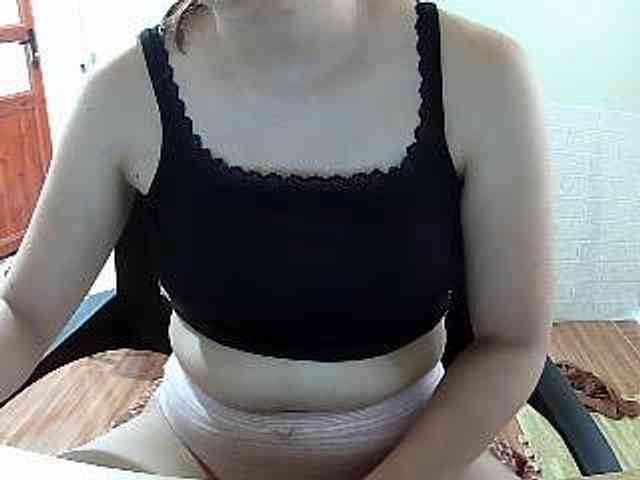 Angela87 webcam