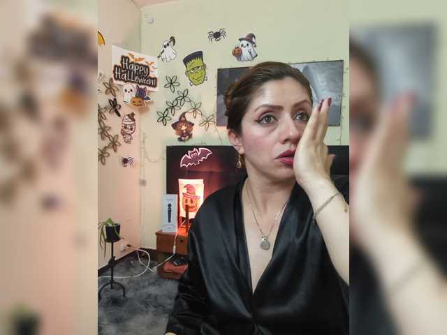 AnthonelaBella live cam on BongaCams