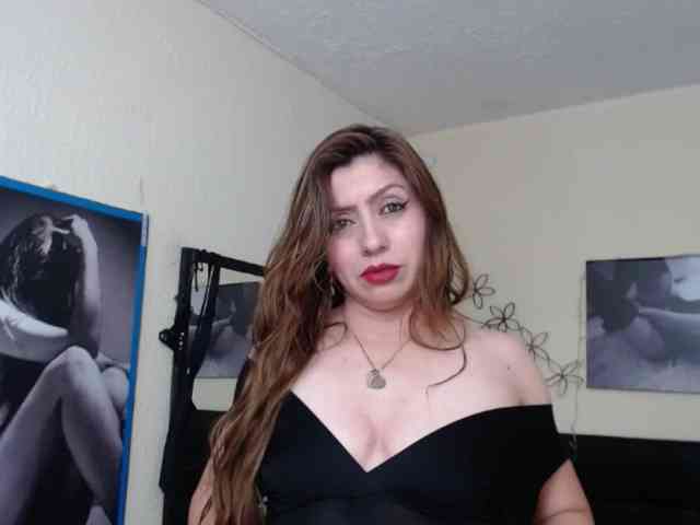 AnthonelaBella webcam