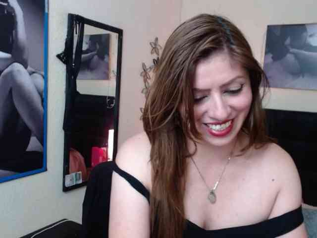 AnthonelaBella webcam