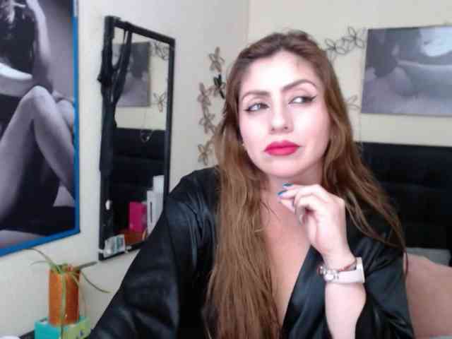 AnthonelaBella webcam