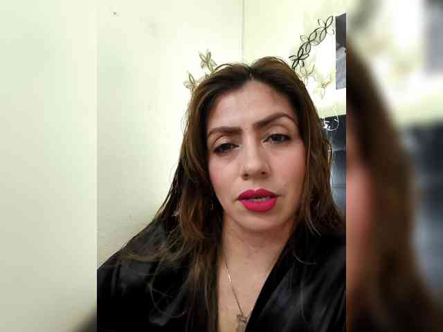 AnthonelaBella webcam