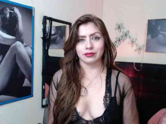 AnthonelaBella webcam