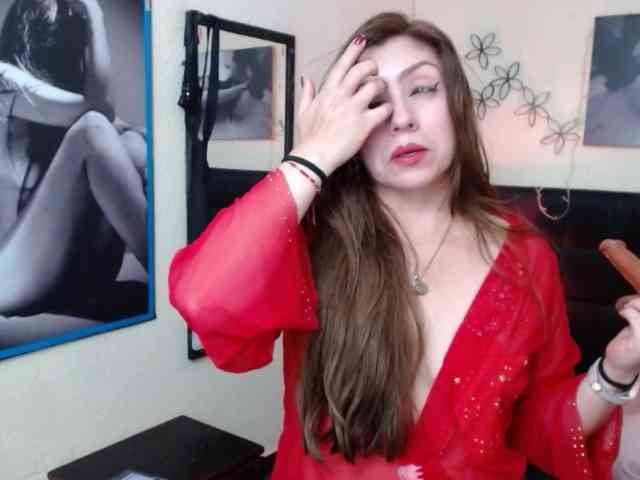 AnthonelaBella webcam