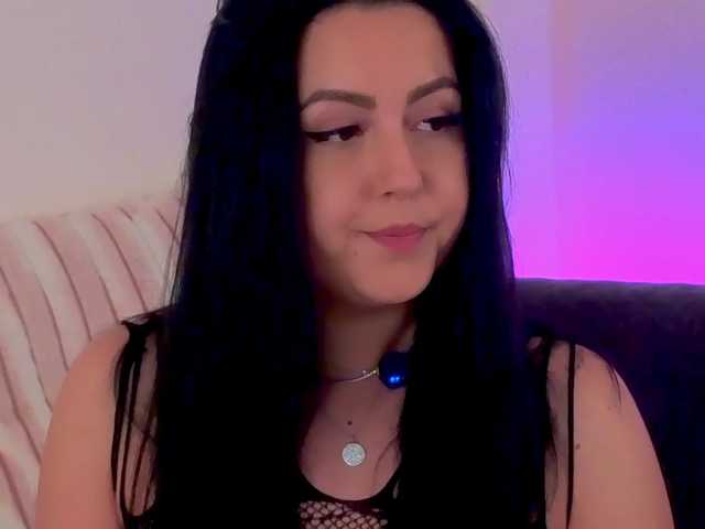 ArielBlossom, en directo ahora en BongaCams