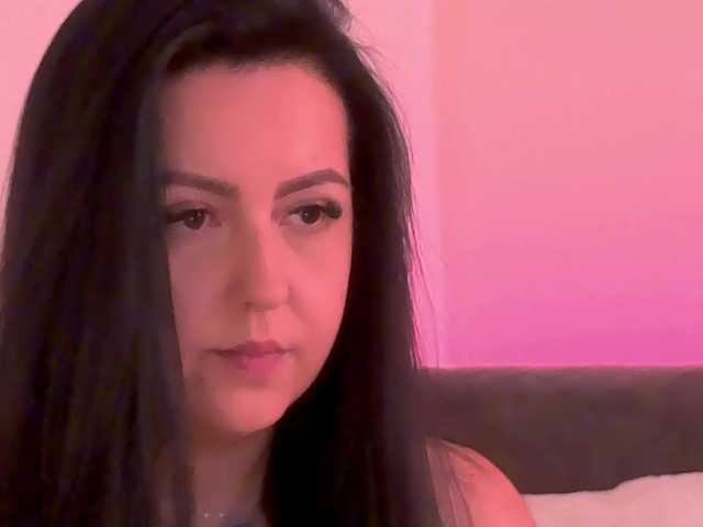 ArielBlossom live cam on BongaCams