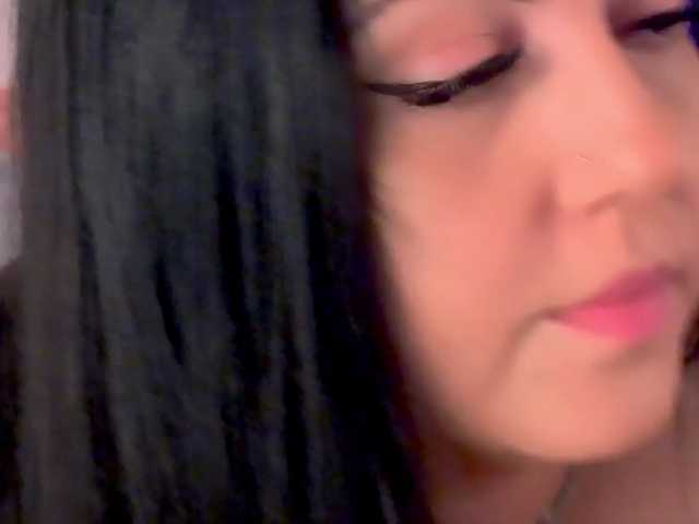 ArielBlossom live cam on BongaCams